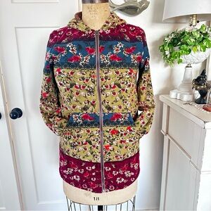 Gracila Womans Sz. M 100% Cotton Floral patchwork Coat Jacket Faux Fur Lined